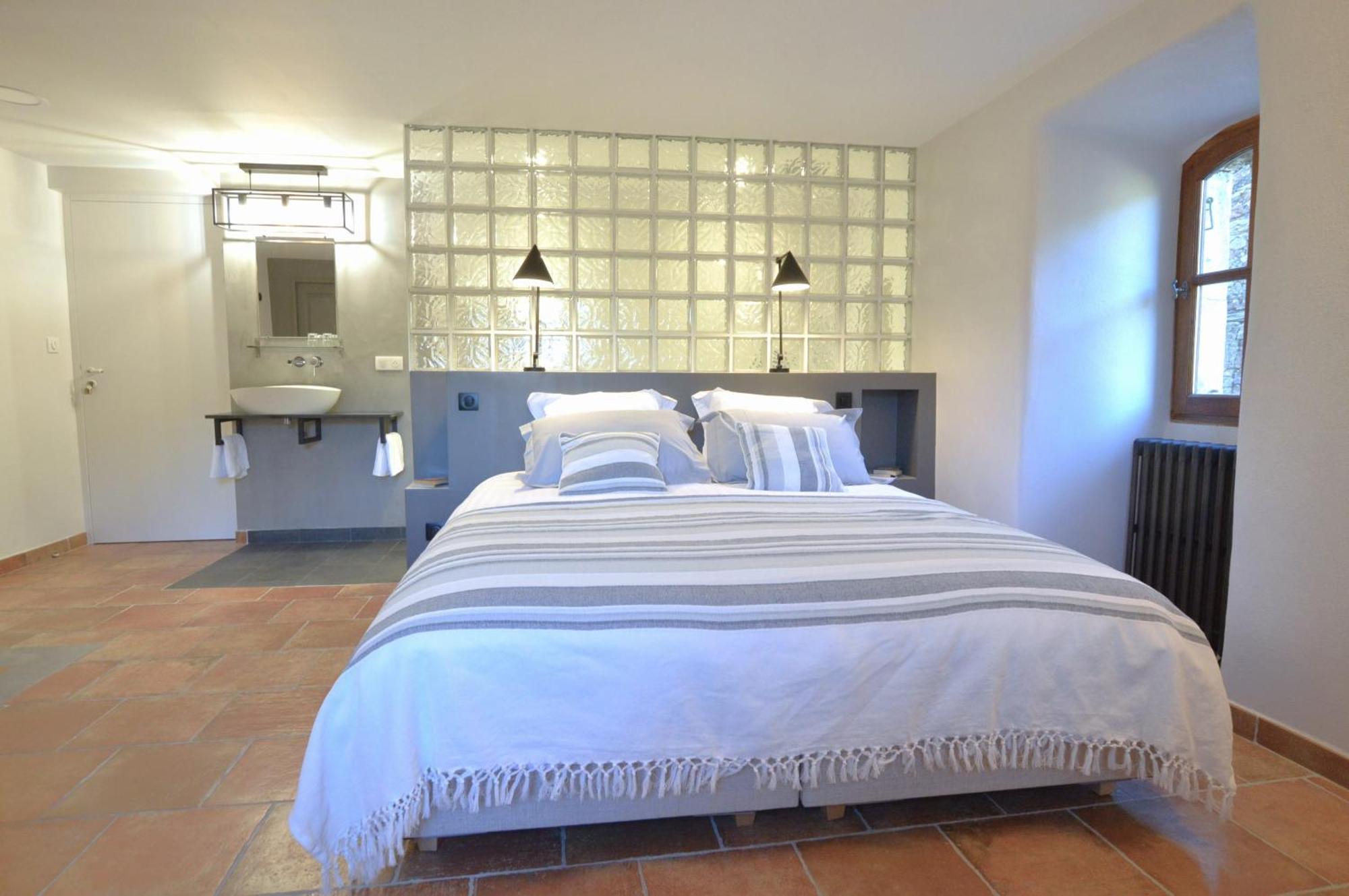 Mas Des Druilles Bed & Breakfast Generargues ภายนอก รูปภาพ
